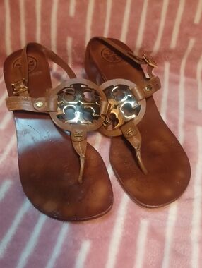 Tory Burch Brown Leather Miller Logo Kitten Heels